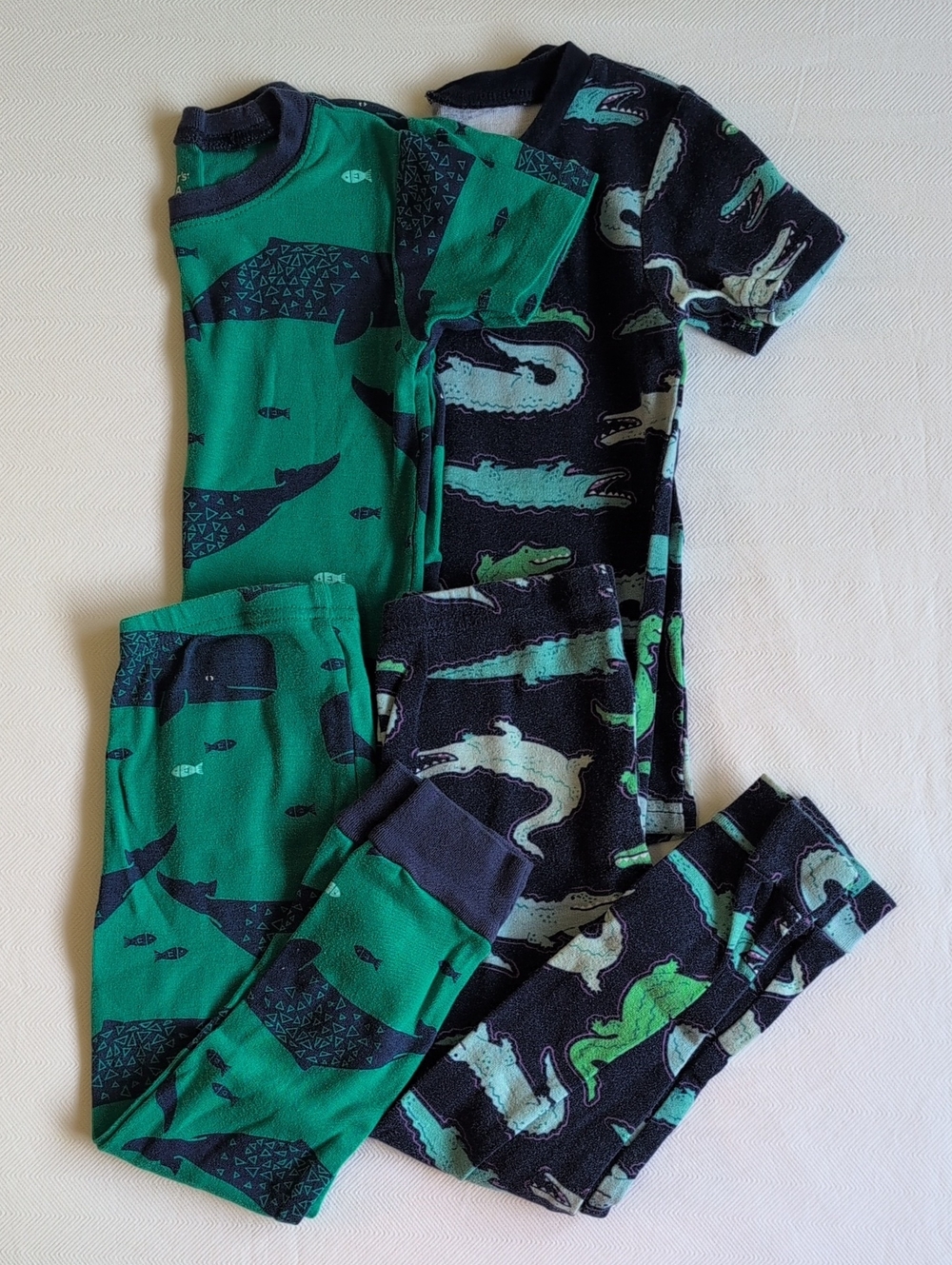 Lot of 2 Carter's Boys Size 4T Pajama Sets T-shirts & Pants Gators & Whales